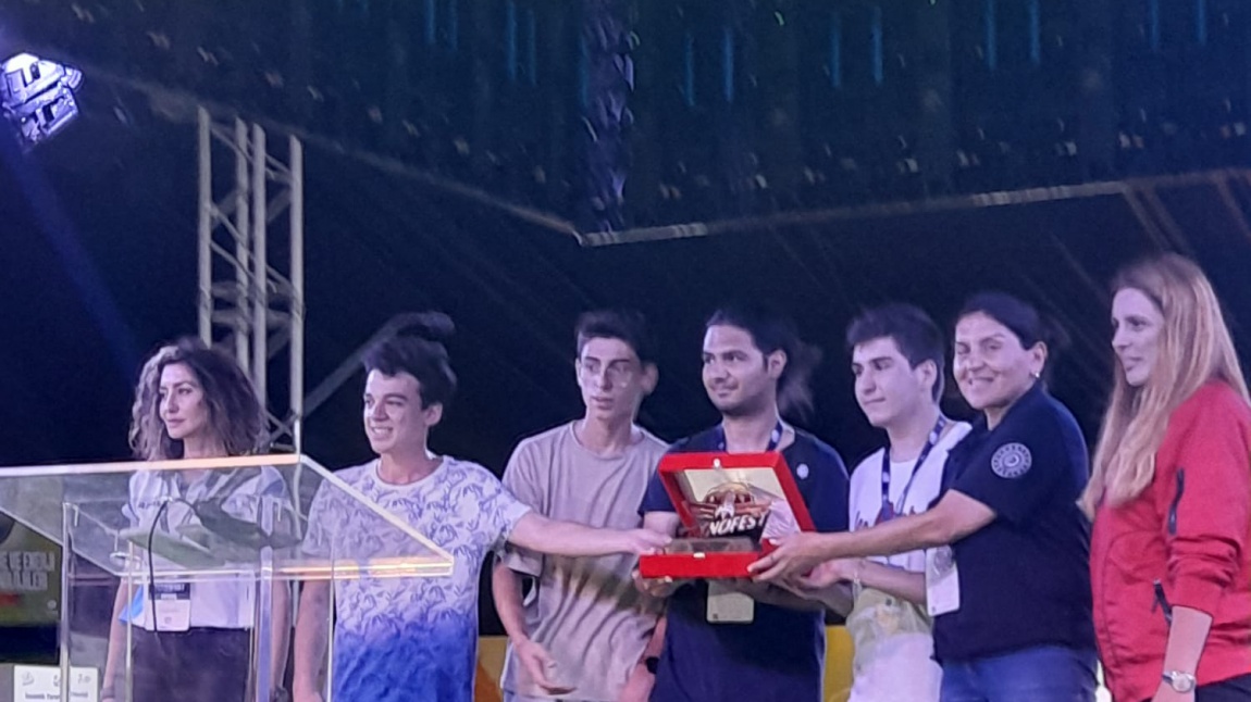 TEKNOFEST İnsanlık Yararına Teknoloji Yarışması'nda Samsun'da da En İyi Sunum Ödülü Aldık